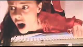 Olivia de Treville – Cancion del Pene