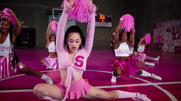 pp – SLUT (official music video)